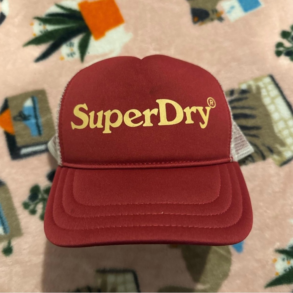 The rare mint condition, Superdry 1970s style vintage Trucker🤟🏽